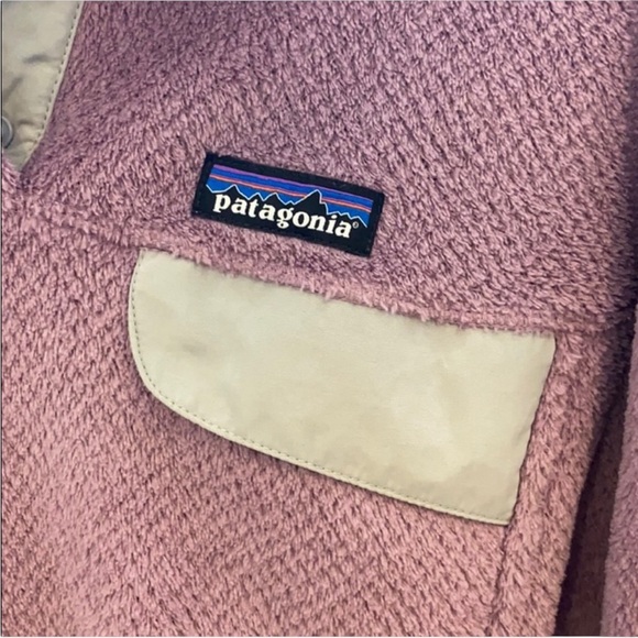 Patagonia Women's Re-Tool Snap-T® Pullover in purple fleece
pullover - Picture 5 of 9